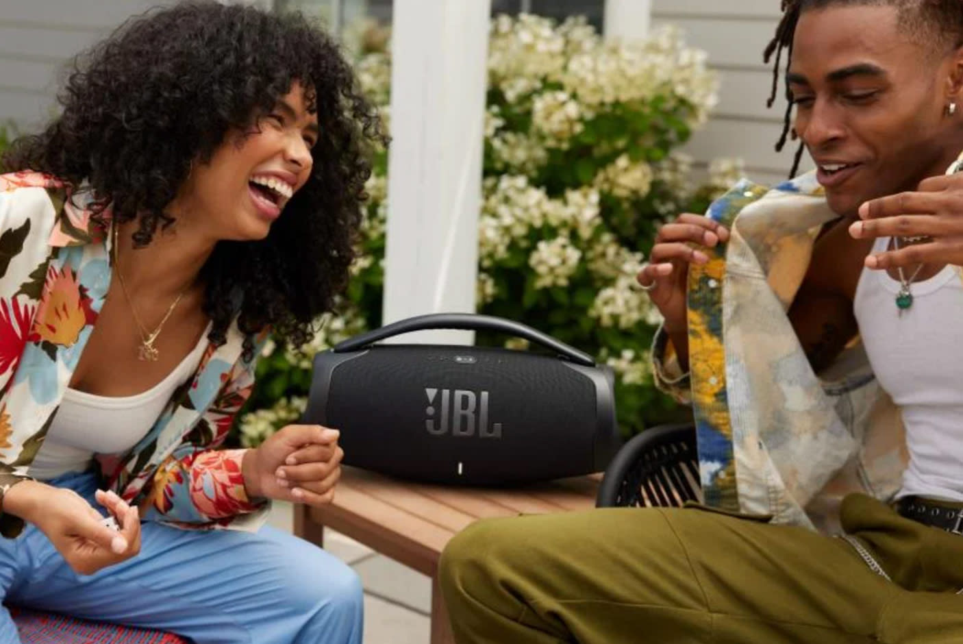 4294874-Tile-4-Built-In-WiFi