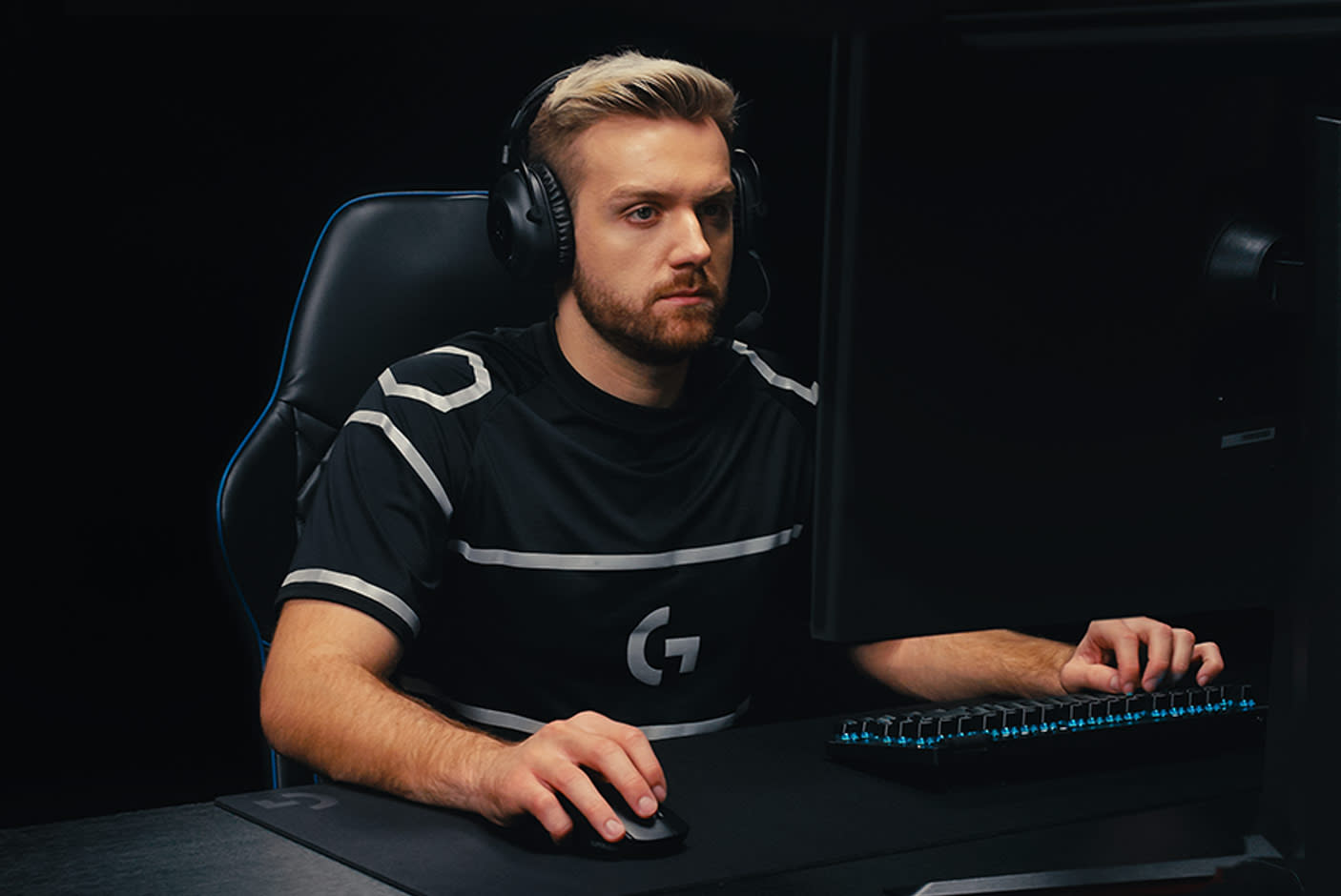 4302478-Tile-1-Fast-Precise