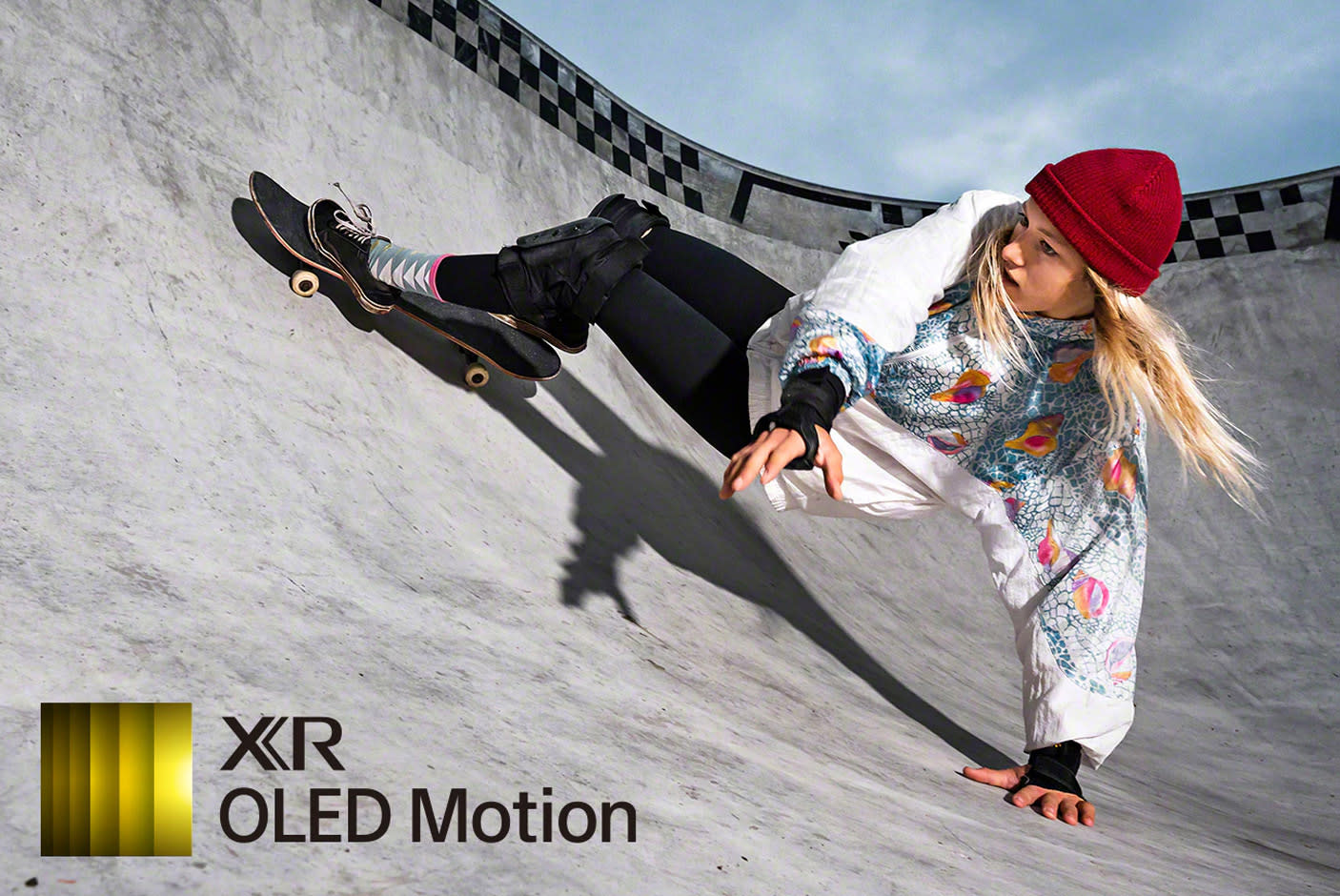 3992101-Tile-4-XR-OLED-Motion