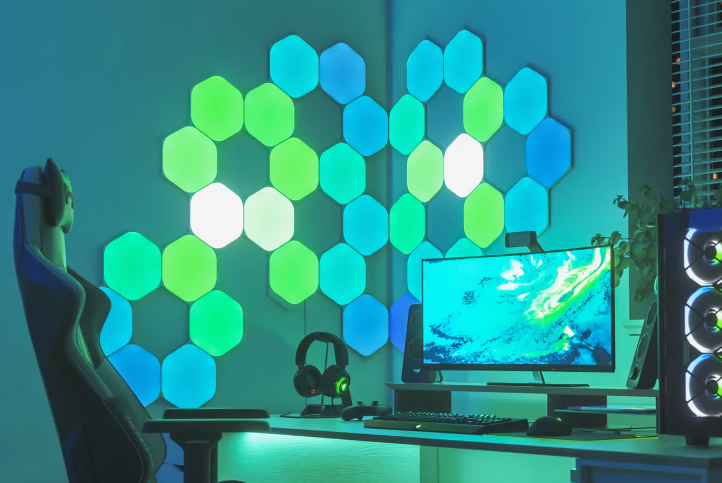 4323955-Tile-1-Nanoleaf-hexagons-black-magic