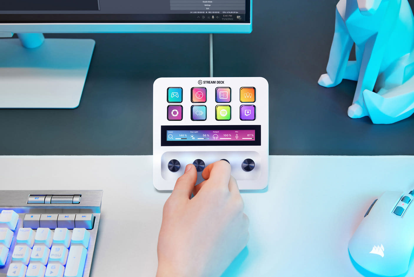 4329430-Tile-2-Elgato-Stream-Deck-Plus-console