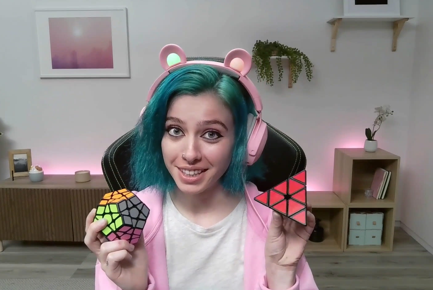 4336364-Tile-2-Razer-KiyoX-af