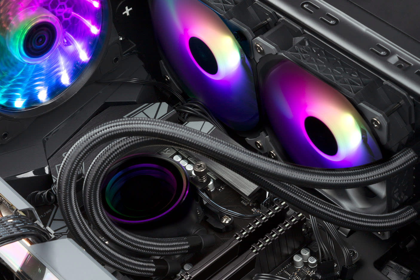 4353226-Tile-4-AIO-LCooling