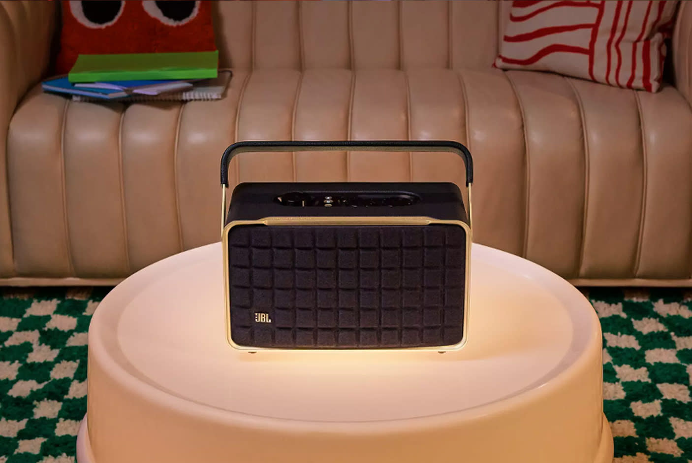 4353498-Tile-2-JBL-Authentics-300-retro