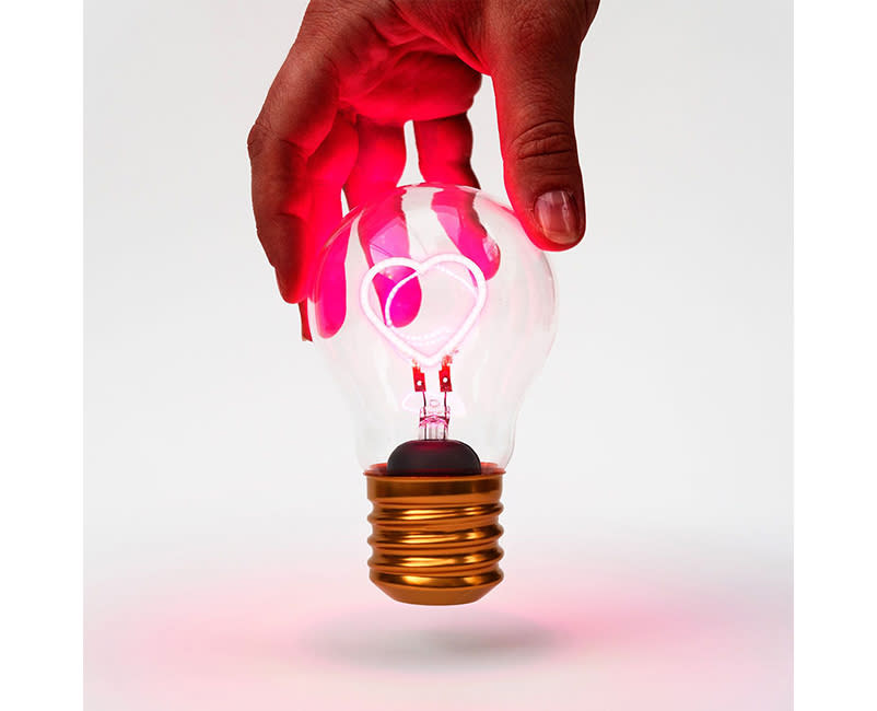 ΦΩΤΙΣΤΙΚΟ ΛΑΜΠΑ ΧΩΡΙΣ ΚΑΛΩΔΙΟ-ΚΑΡΔΙΑ