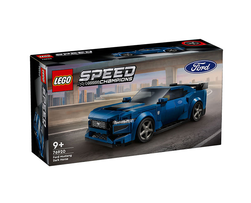 Ford Mustang Dark Horse Sports Car 76920