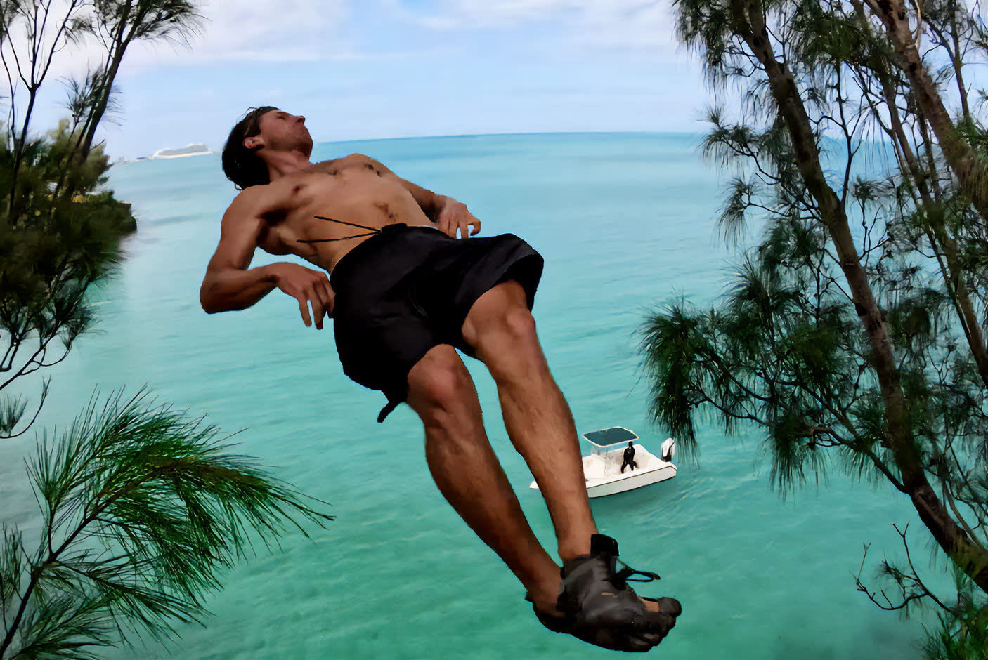 4379438-Tile-2-Insta360-Acepro-video