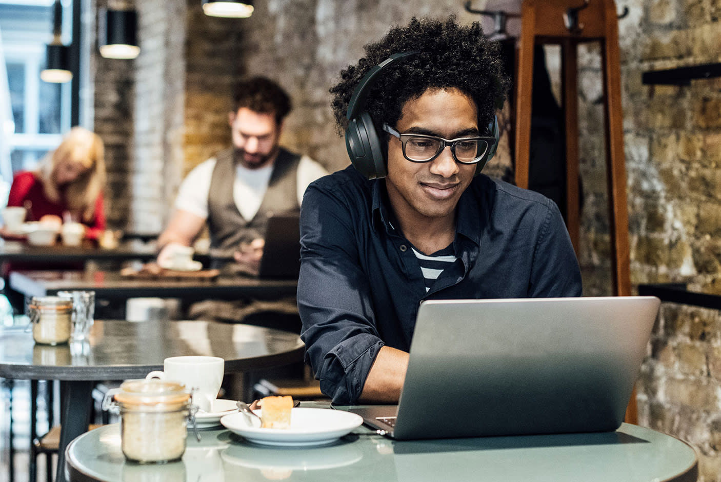 4380002-Tile-2-Noise-Control