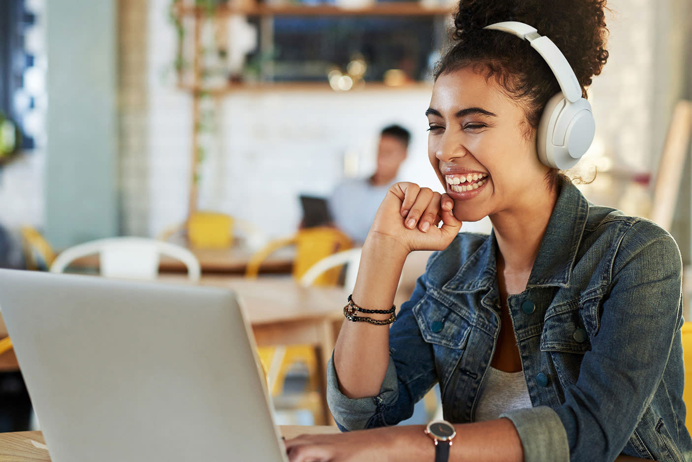 4380002-Tile-4-ENC-Technology