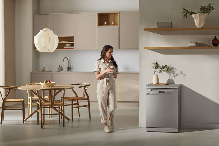 4384911_TILE4_746755