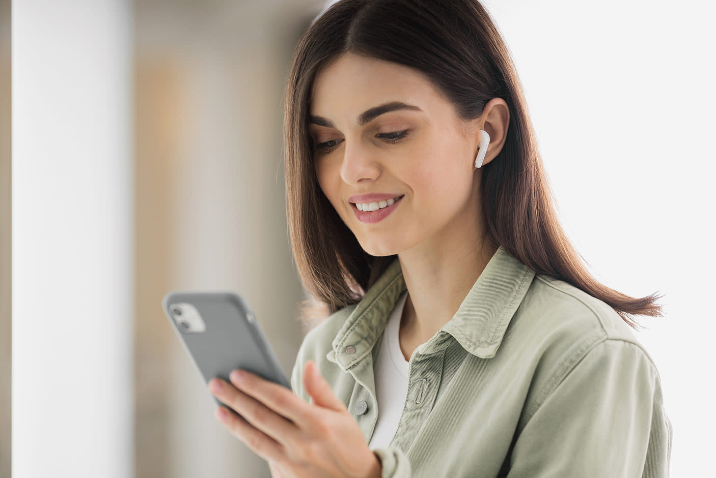 4389360-Tile-2-Edifier-X2s-construct