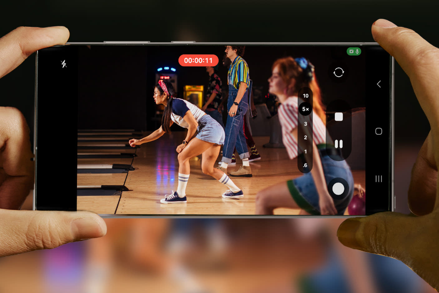 4390008-Tile-5-2600nits-PB