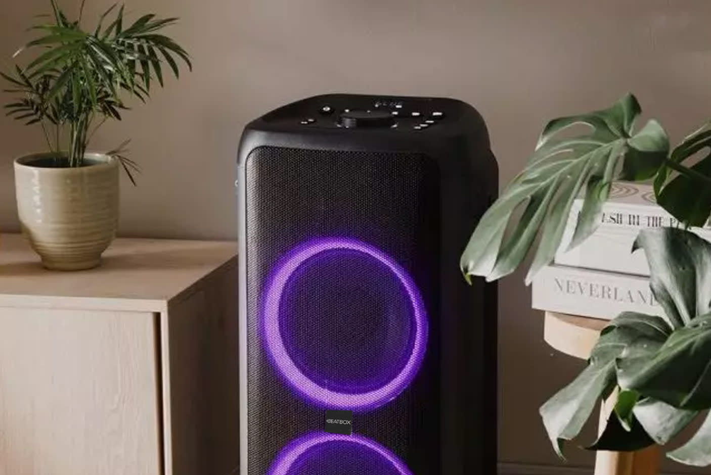 4391217-Tile-4-12H-Battery-Stamina