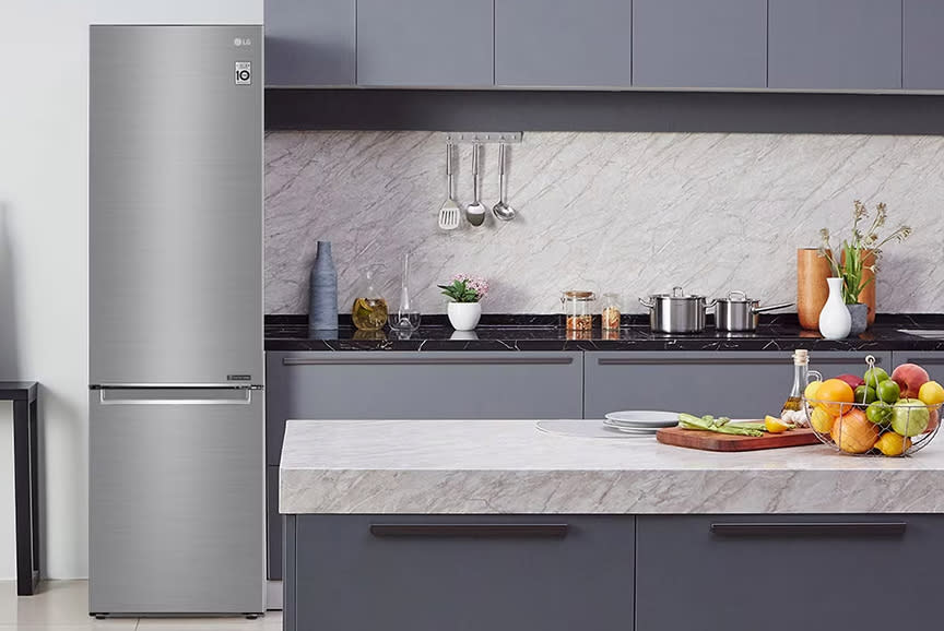 4394178_TILE4_1a1a1a