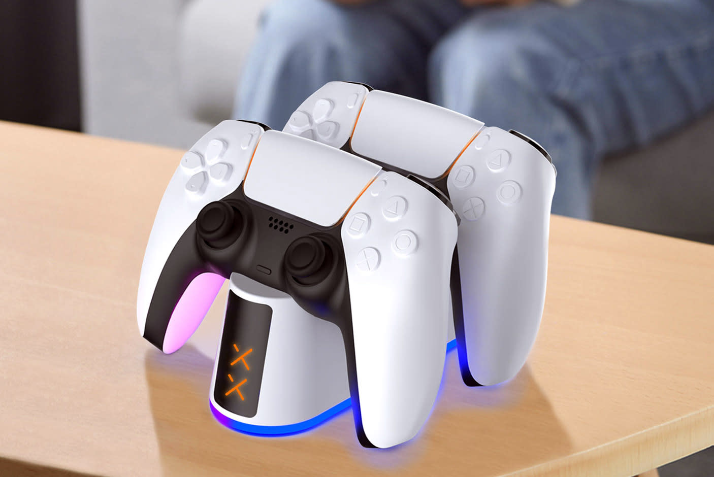 4394690-Tile-1-Cable-Free-Dual-Charging