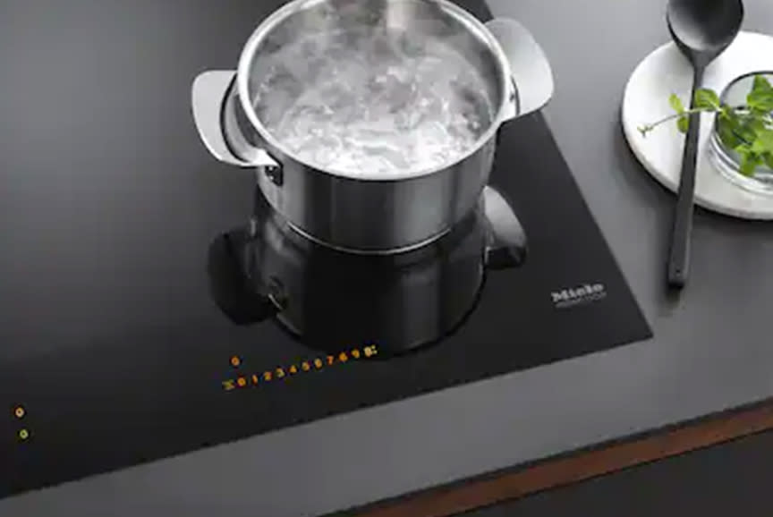 4398017_TILE2_181818