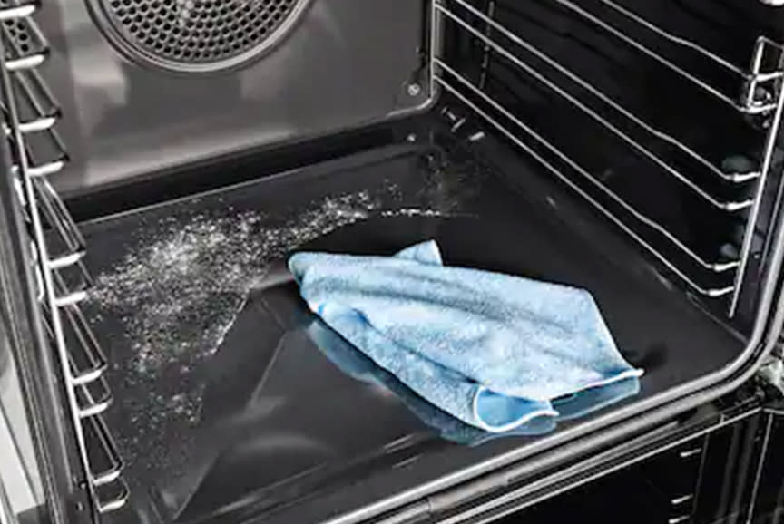 4398041_TILE2_181818