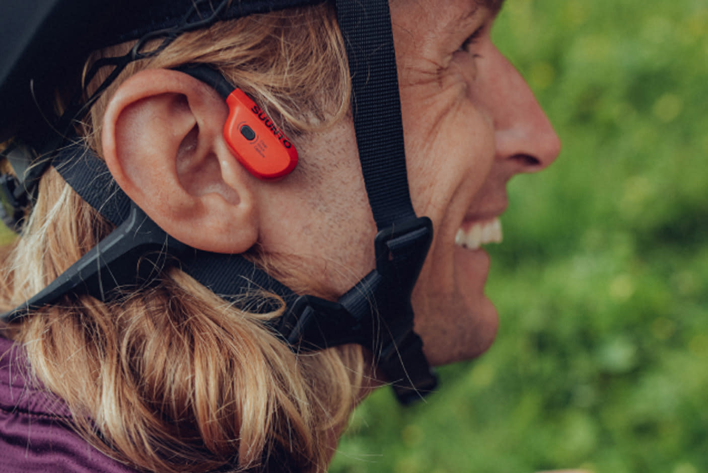4406397-Tile-1-Open-Ear-Design