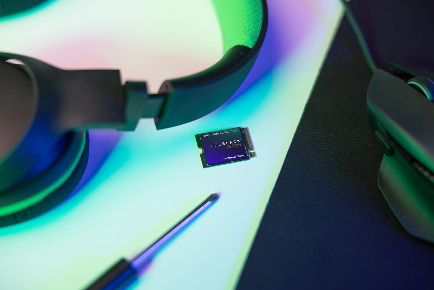 4414810-Tile-4-WD-SSD-SN770M