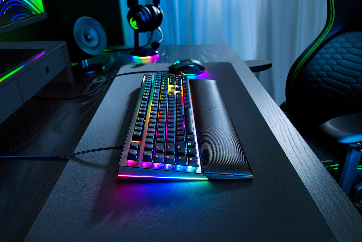 4419650-Tile-2-6x-Dedicated-Macro-Keys