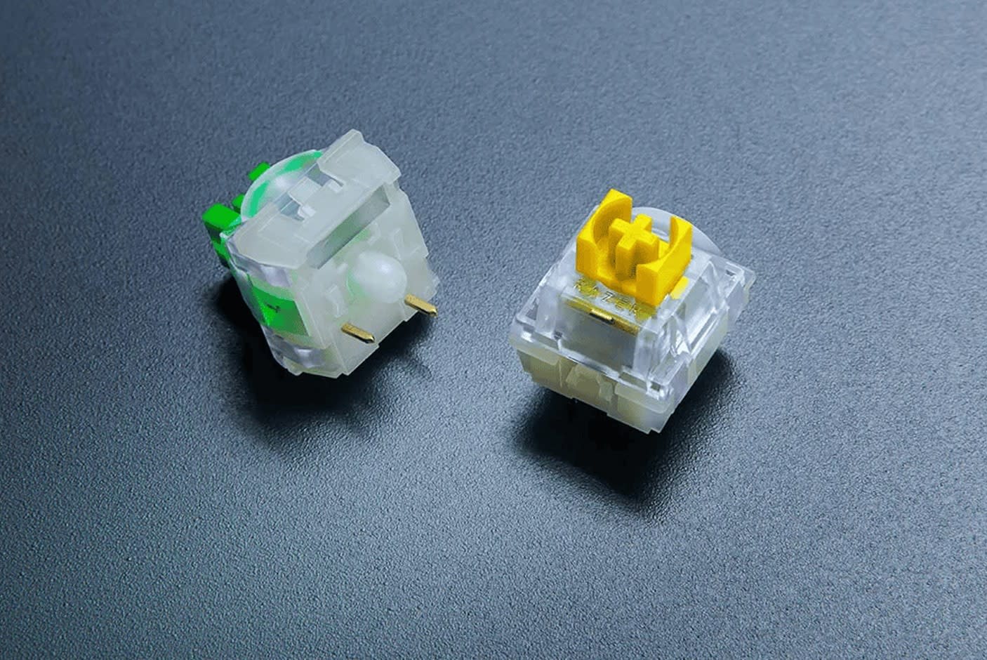 4419693-Tile-3-Razer-Switches-3pin