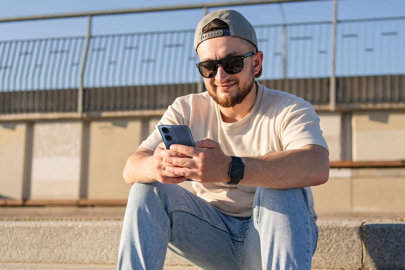 4420780-Tile-1-Moto-G24-battery