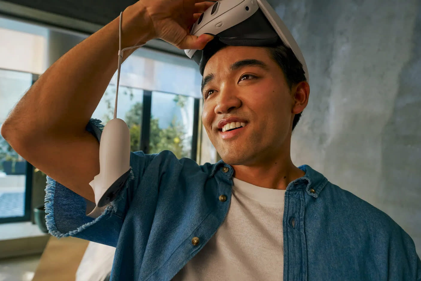 4423895-Tile-7-Touch-Plus-Controllers