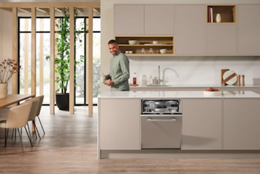 4427602_TILE4_948477