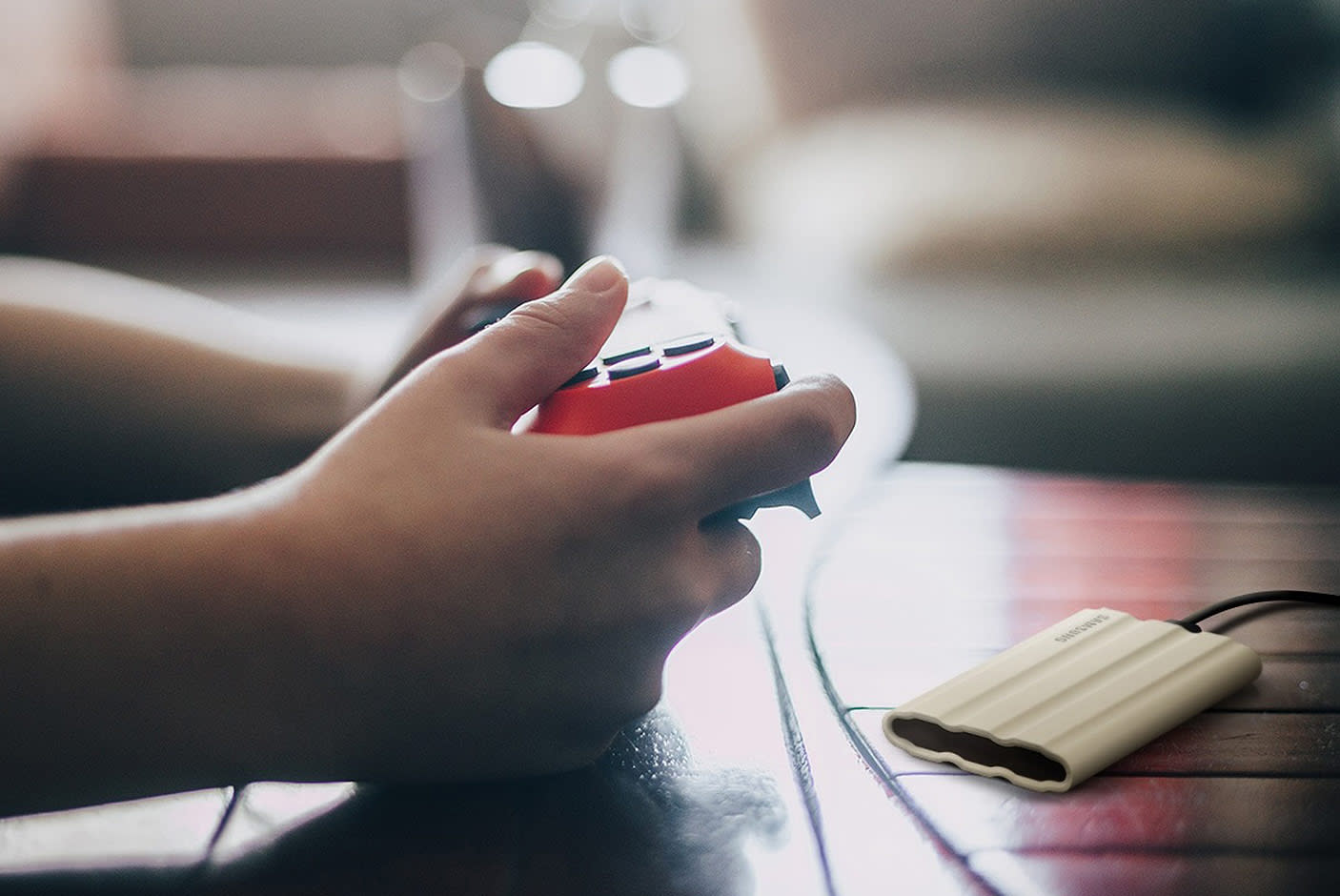 4043499_Tile-7-Samsung-Portable-T7-Shield