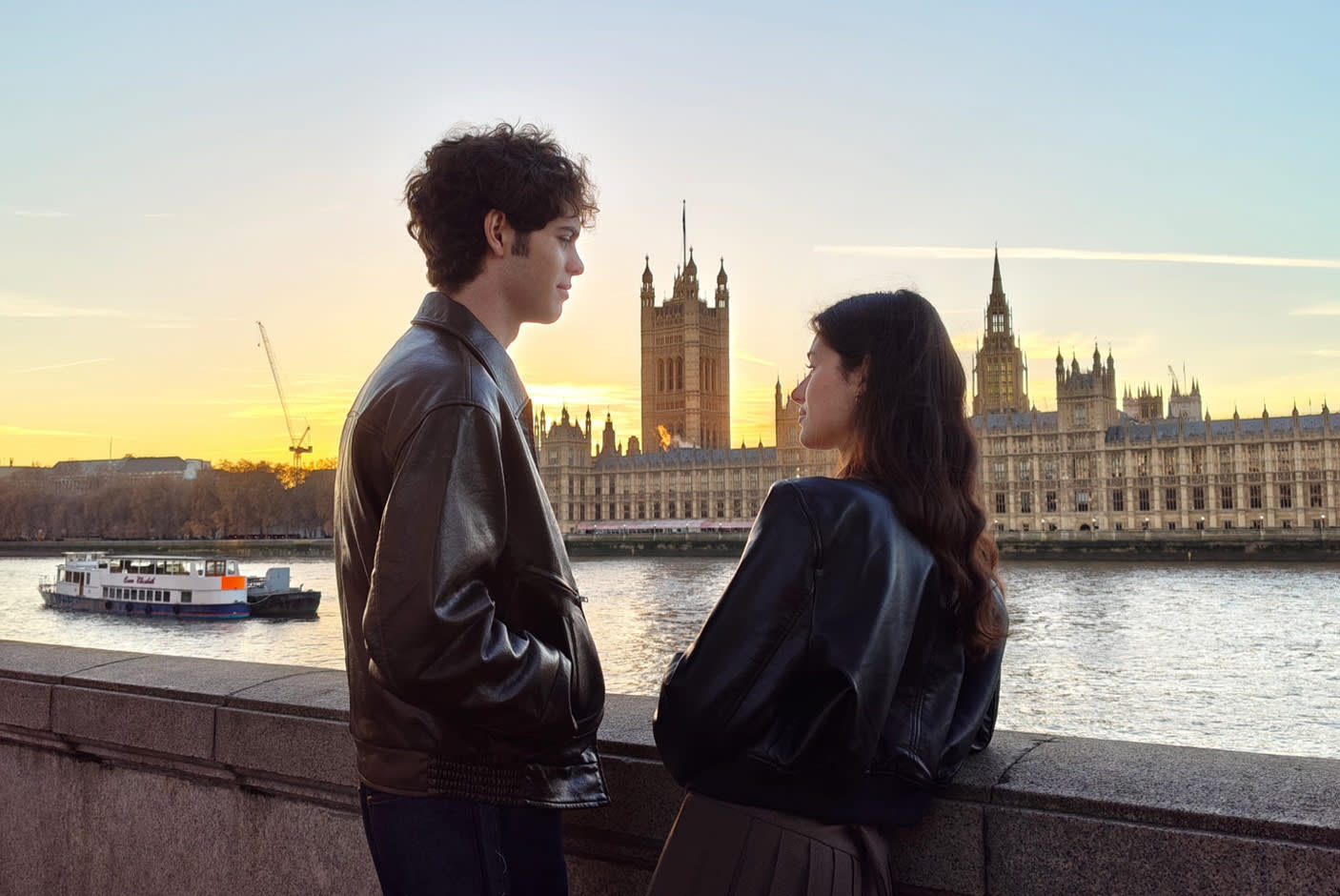 4435176-Tile-4-Pro-XDR