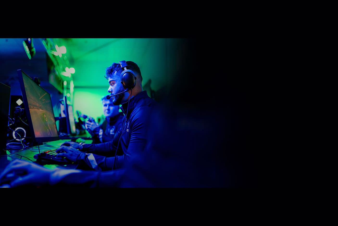 4453026-Tile-2-Crucial-Pro-OC-DDR5-UDIMM