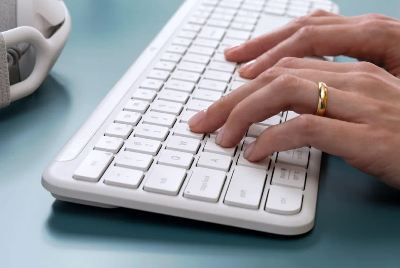 4457536-Tile-6-Quiet-Typing