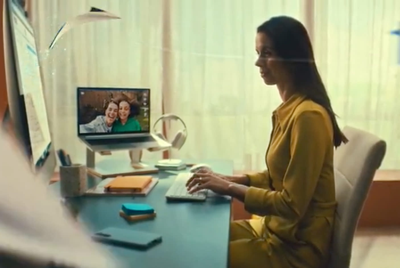 4457552-TIle-6-Quiet-Typing