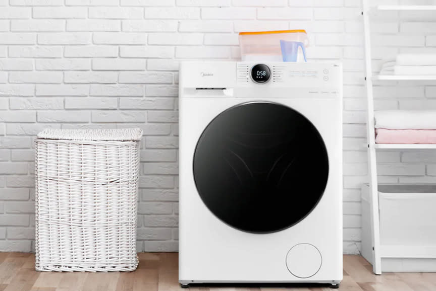 4472802_TILE3_e8e8e8