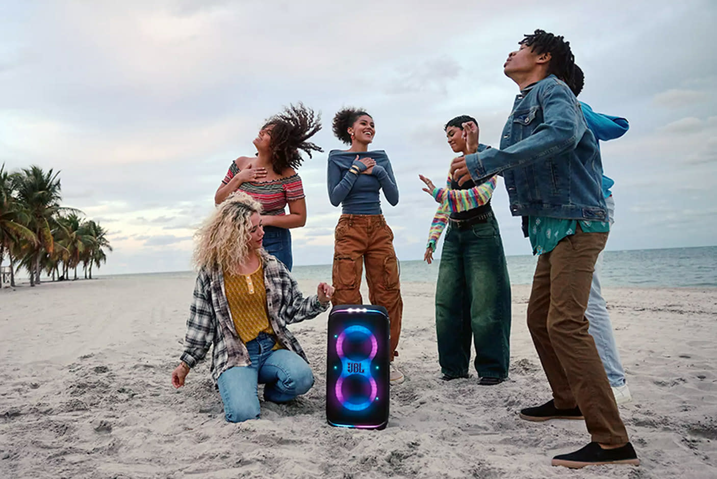 4475631-Tile-4-AI-Sound-Boost