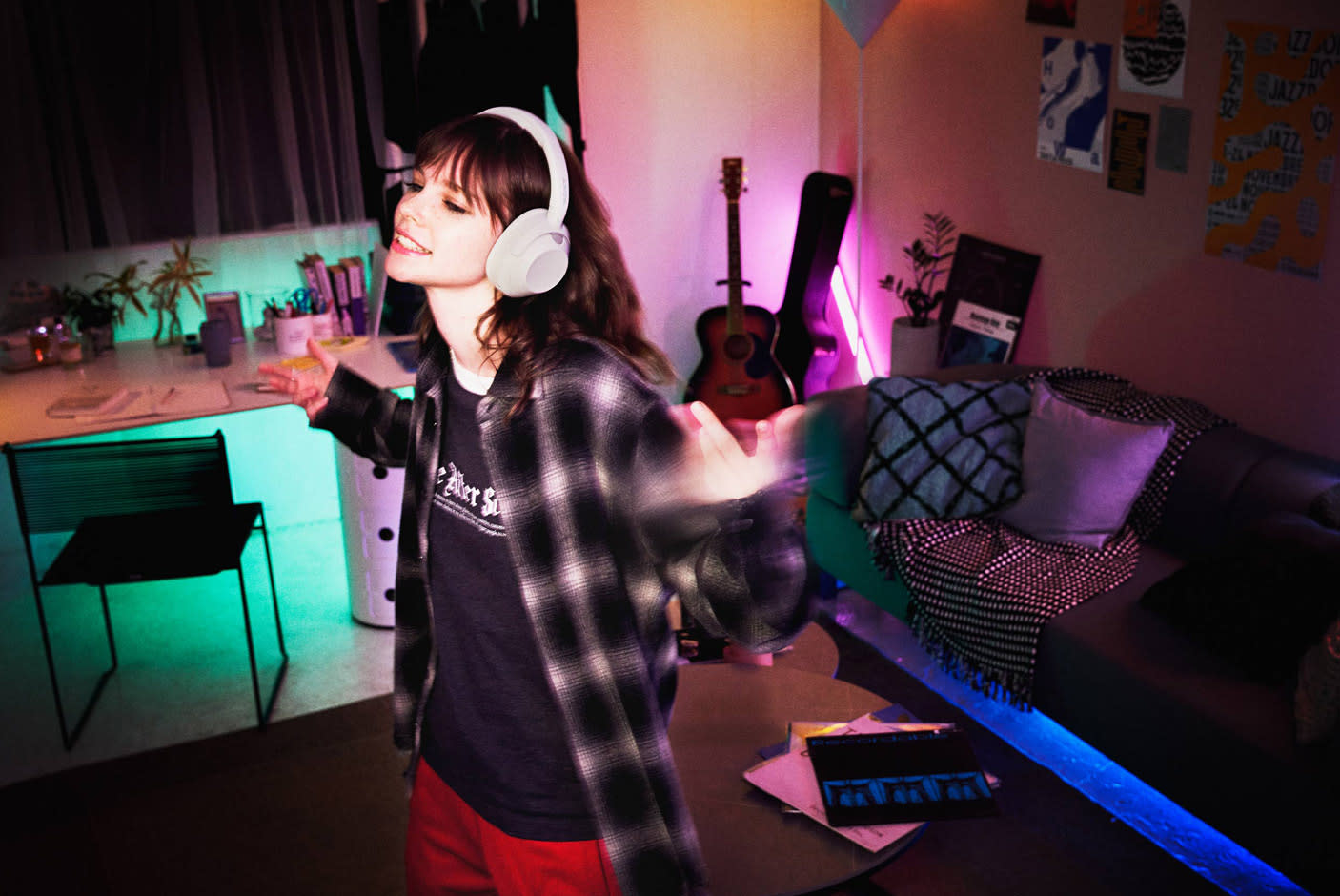 4482565-Tile-2-More-Music-Less-Noise