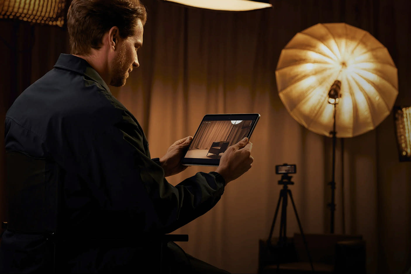 4499417-Tile-6-Director-Mode