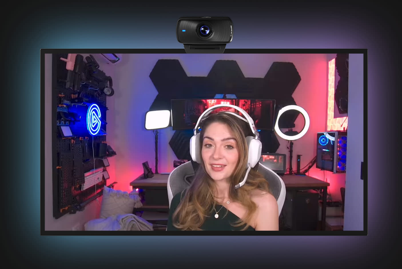 4500326-Tile-3-Elgato-FacecamMK2-vivid