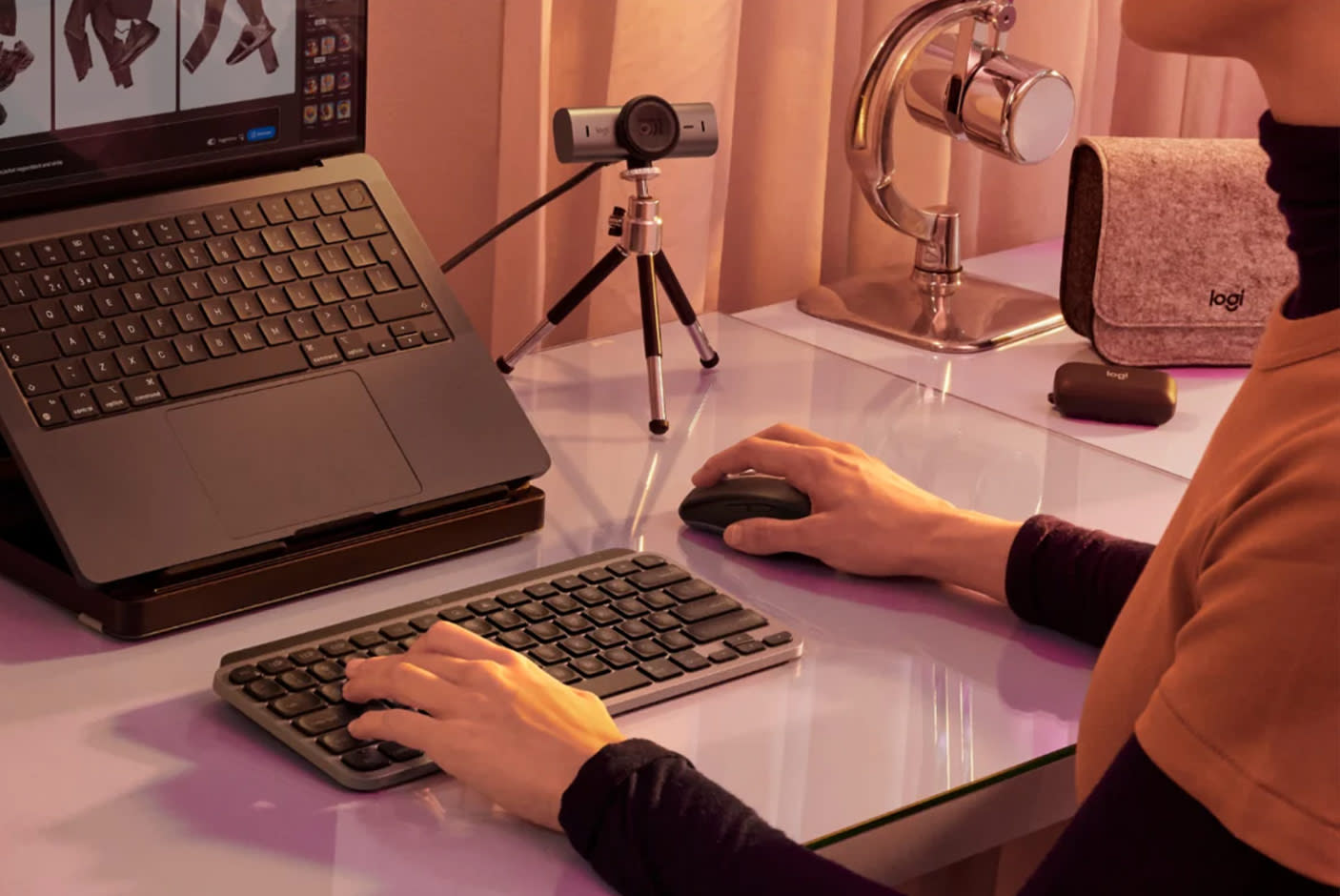 4546512-Tile-3-Logitech-MX-Anywhere-3s-Mac