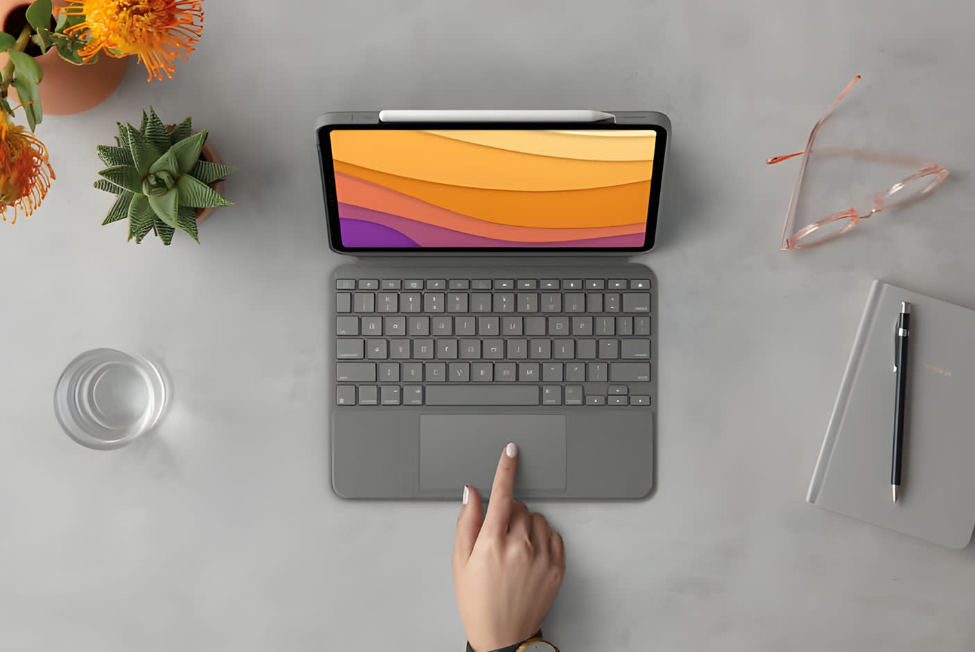 4568583-Tile-3-Logitech-ComboTouch-iPad-Air-M2-touch