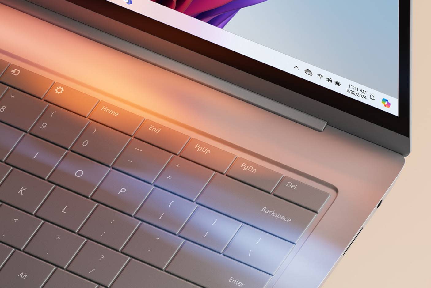 4573846-Tile-1-MS-Surface-13-pixelsenss