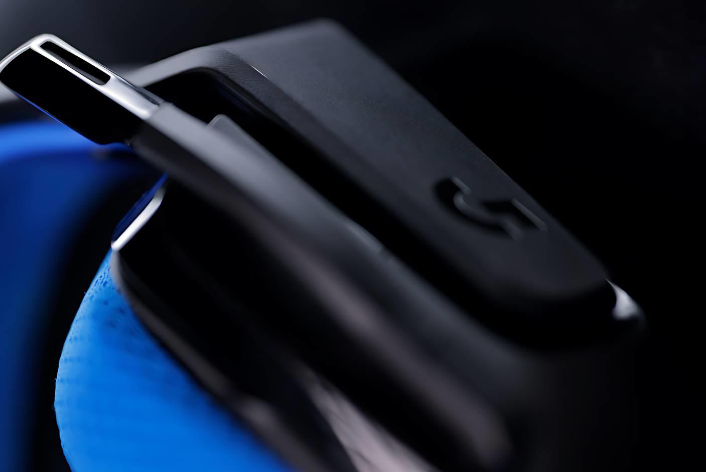 4574184-Tile-5-Logitech-G535-console-controls