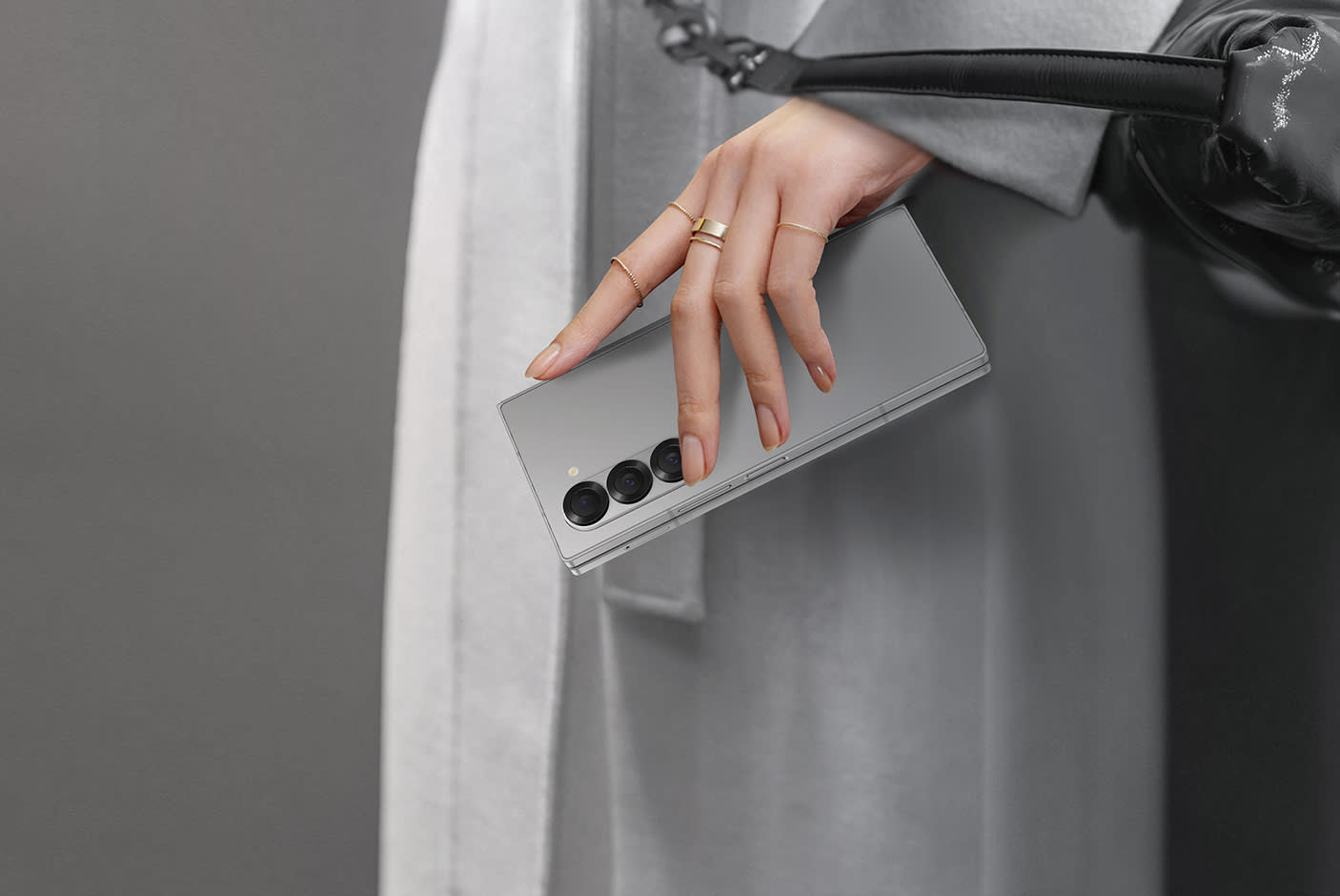 4586824-Tile-7-Samsung-Galaxy-Fold6