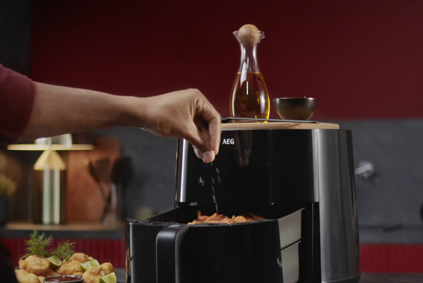 4588444_TILE2_481417