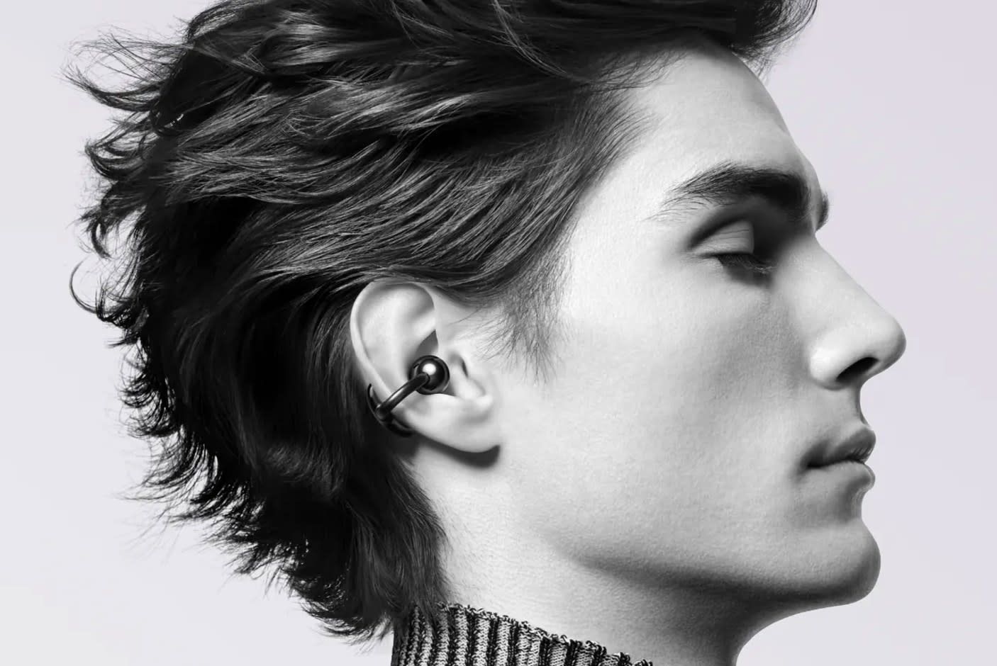 4449630-Tile-1-Open-Ear-Design