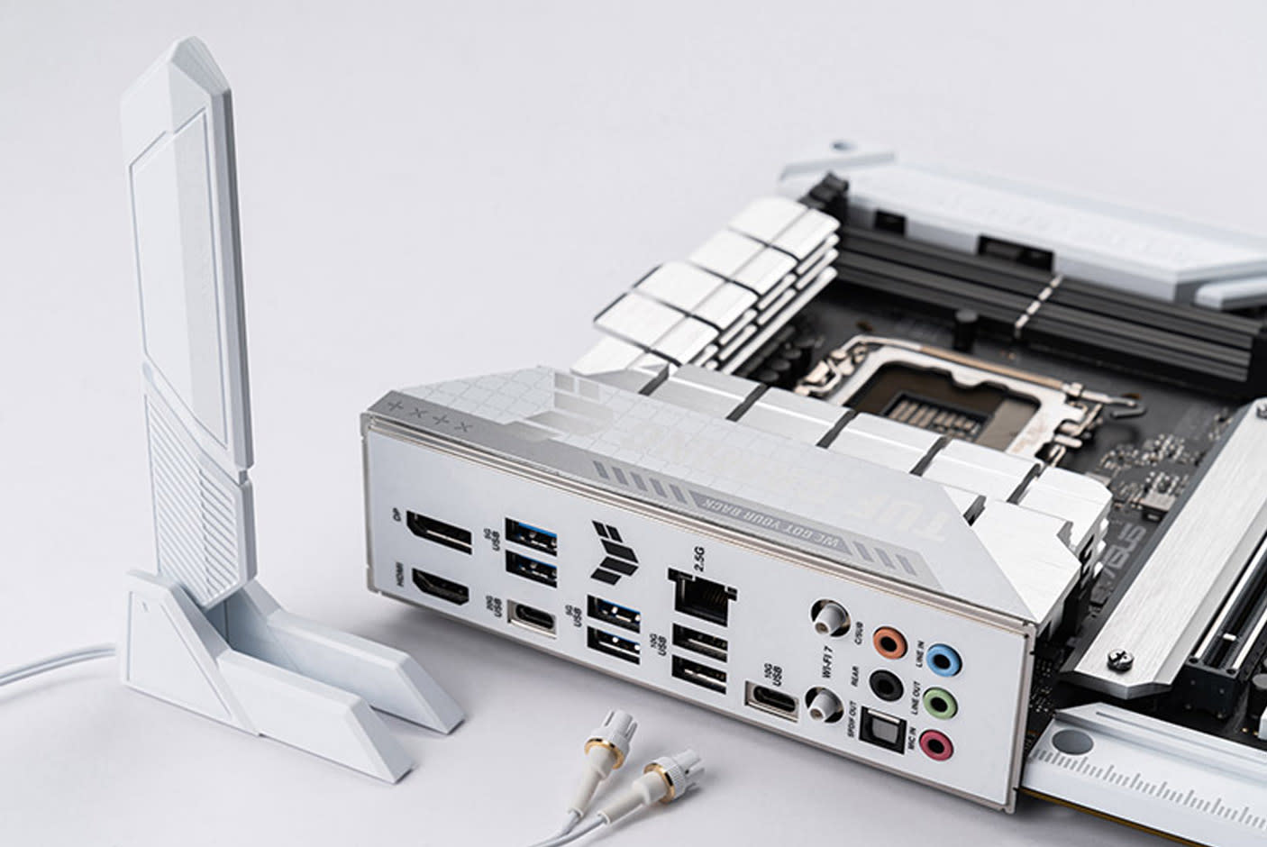 4591933-Tile-8-DNWF7