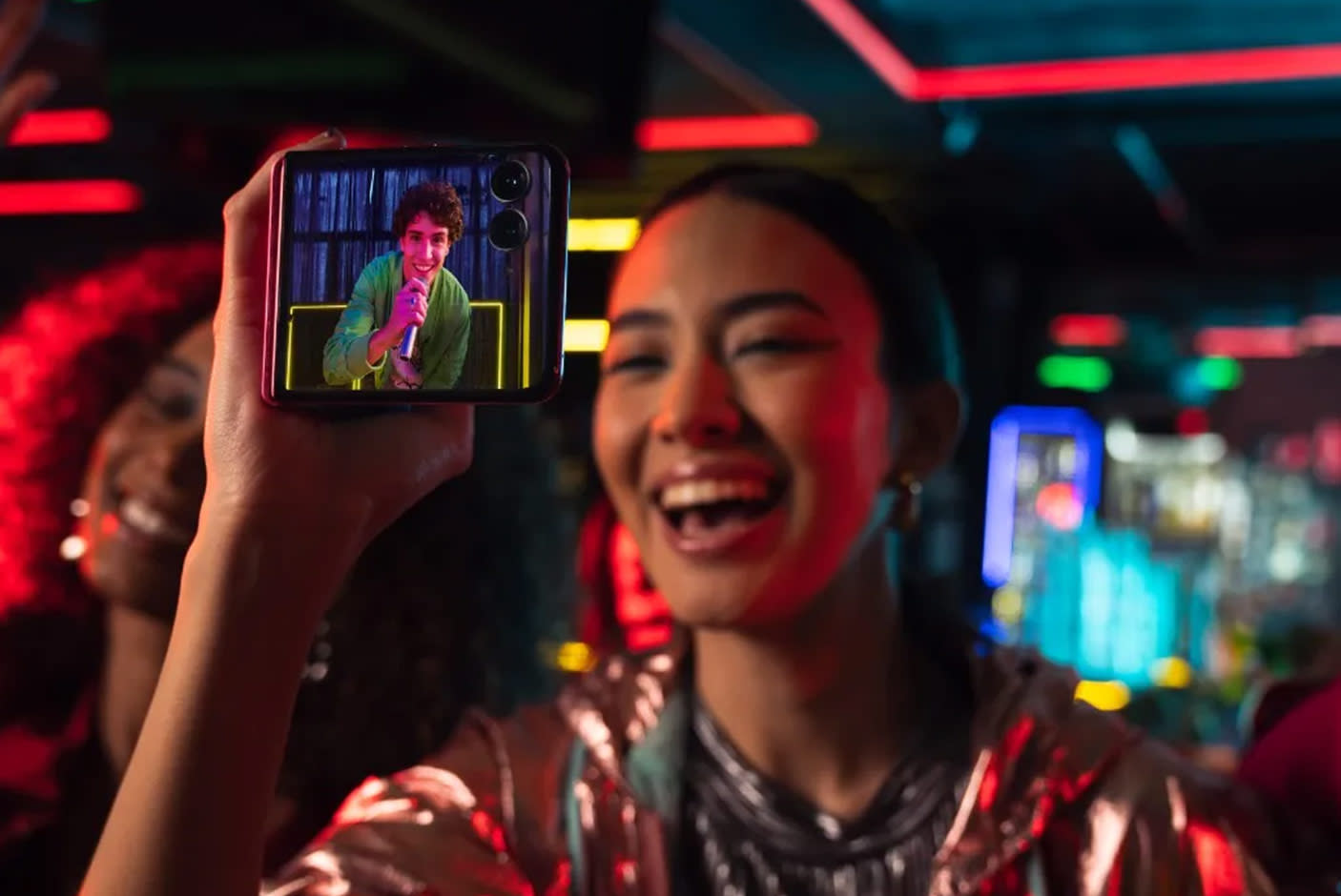 4590775-Tile-5-motorola-razr-50-ultra