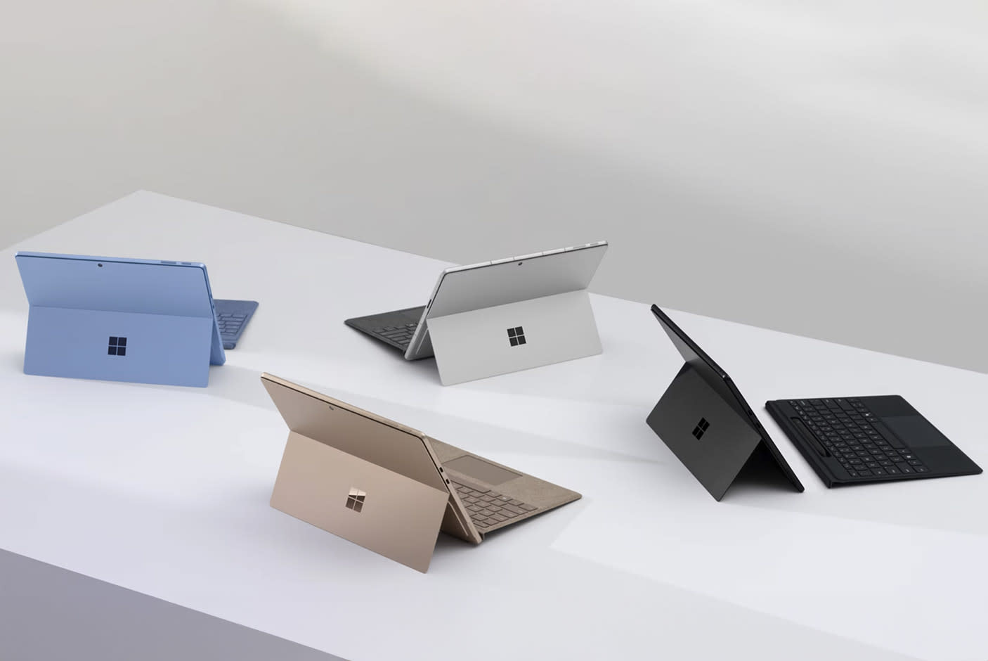 4574133-Tile-4-Vibrant-Colors