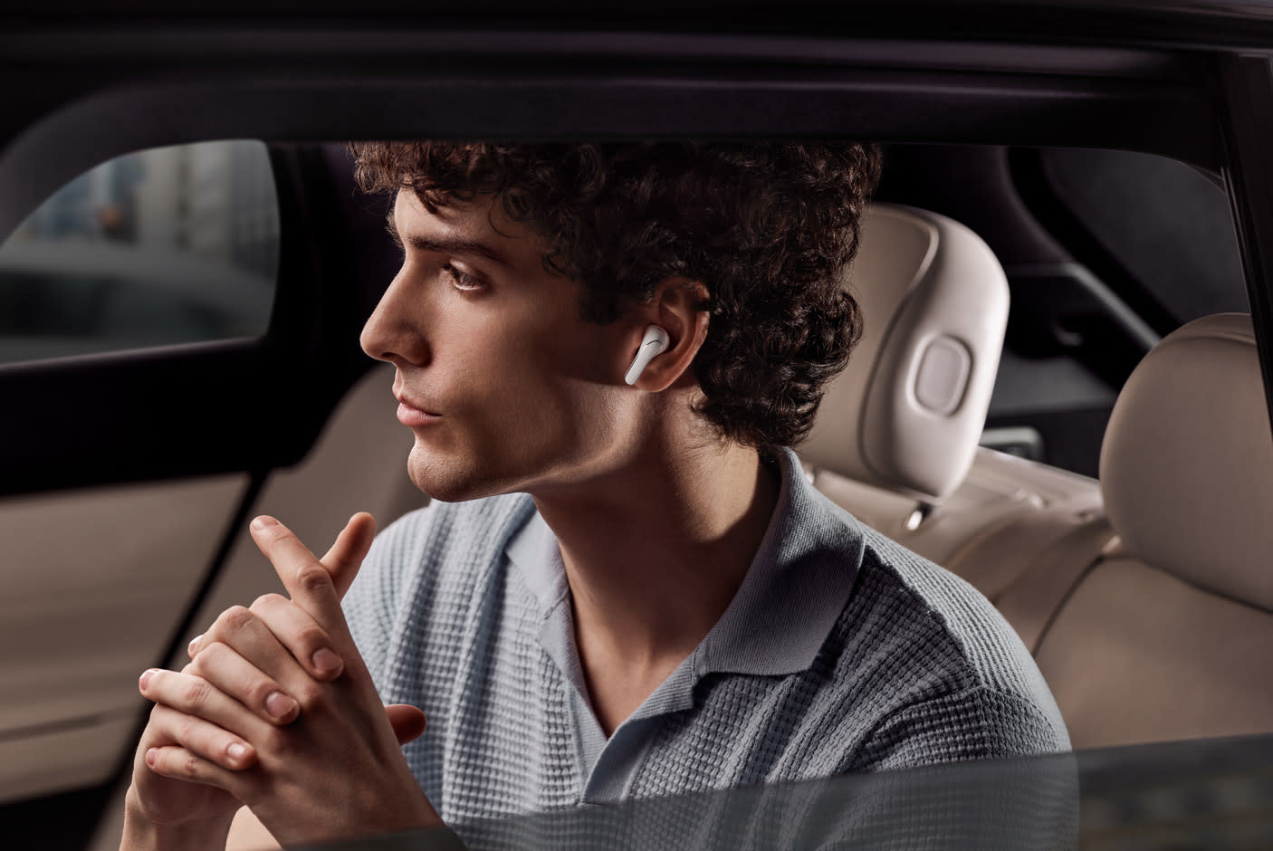 4634225-Tile-8-AI-Noise-Cancelling