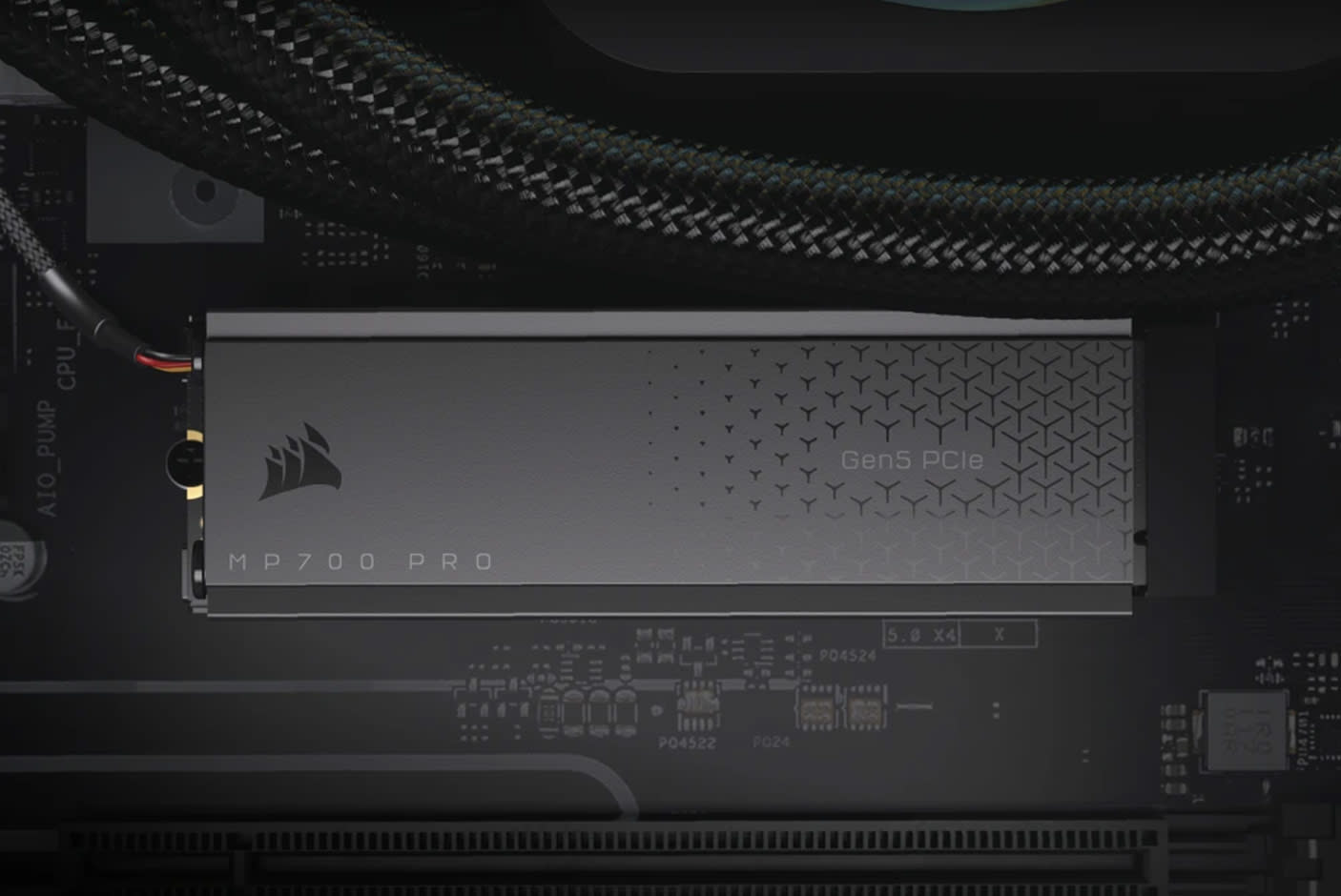 4514009-Плочка-4-Corsair-MP700-Pro-Въздушен-охладител